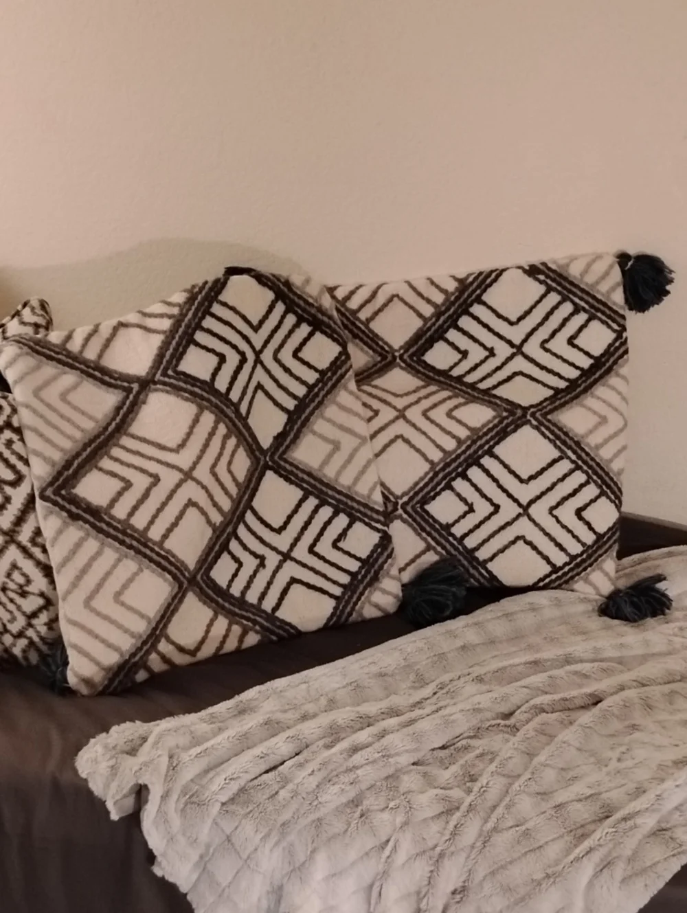 Magnolia Home (JG) Geometric Tassel Accent Pillow Cover